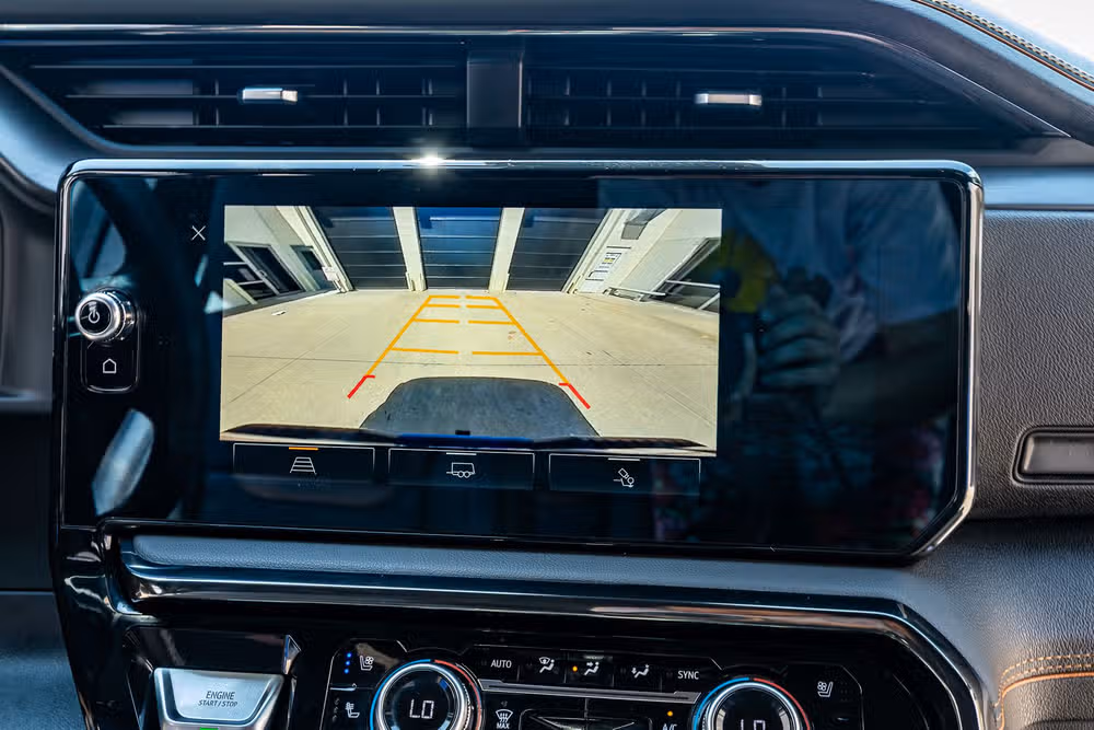 2022 GMC Sierra 1500 AT4 Crew Cab Image 25