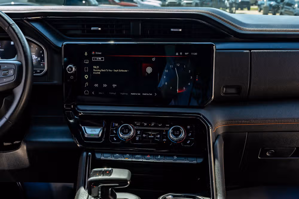 2022 GMC Sierra 1500 AT4 Crew Cab Image 23