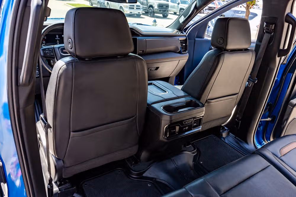 2022 GMC Sierra 1500 AT4 Crew Cab Image 33