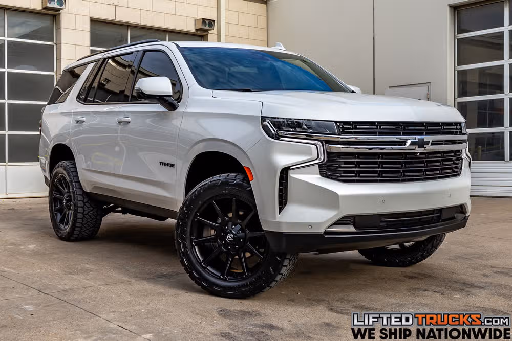 2022 Chevrolet Tahoe RST Image 1