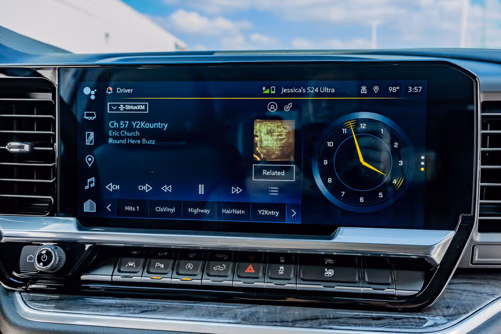 2025 Chevrolet Silverado 1500 LTZ Crew Cab Image 24
