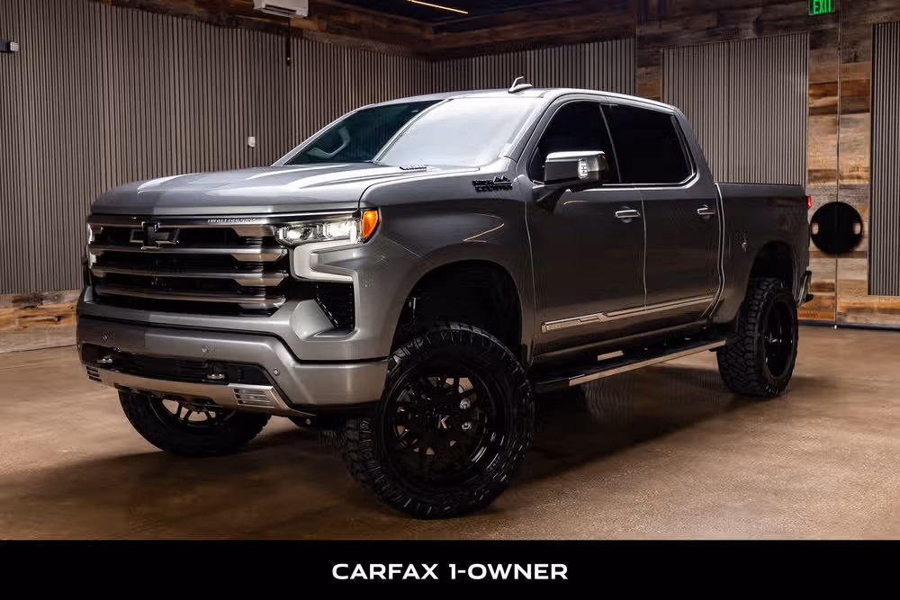 2025 Chevrolet Silverado 1500 High Country Crew Cab Image 5