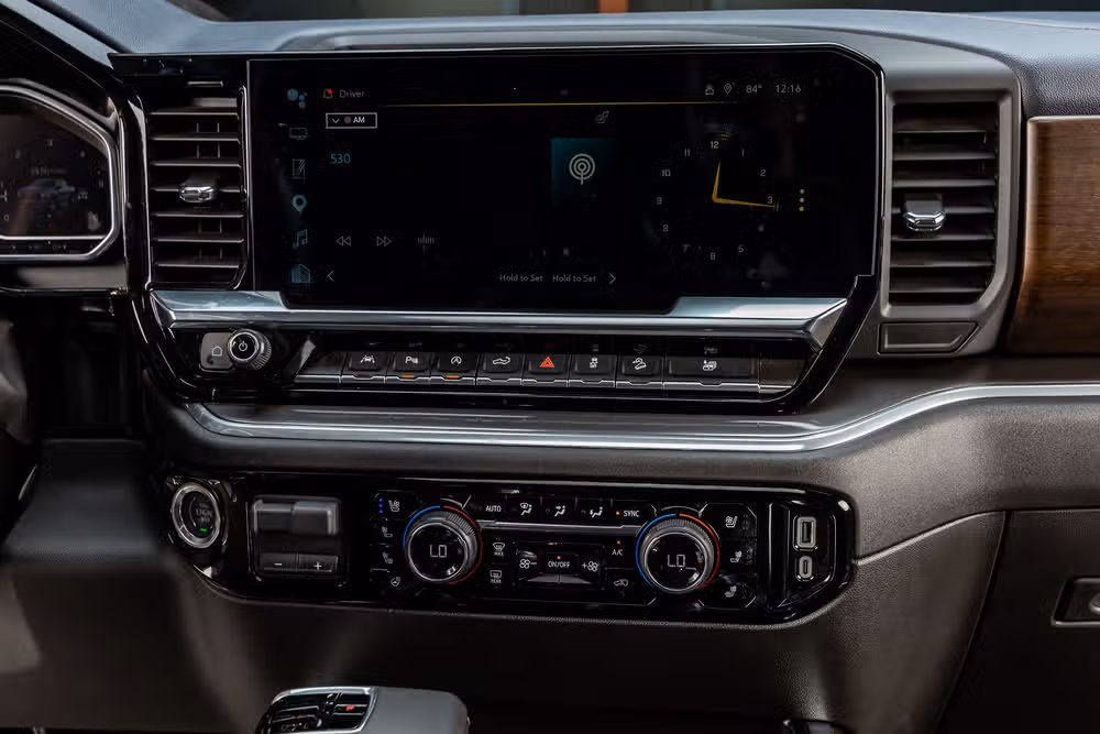 2025 Chevrolet Silverado 1500 High Country Crew Cab Image 24