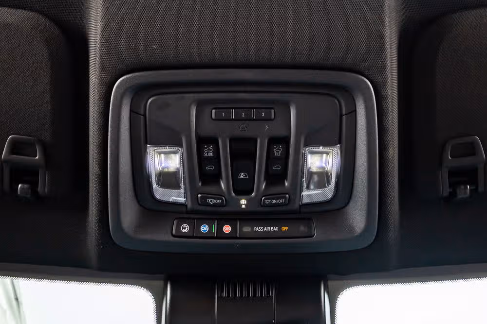 2025 Chevrolet Silverado 1500 High Country Crew Cab Image 29