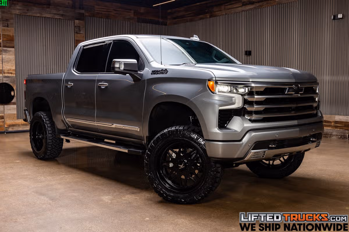 2025 Chevrolet Silverado 1500 High Country Crew Cab