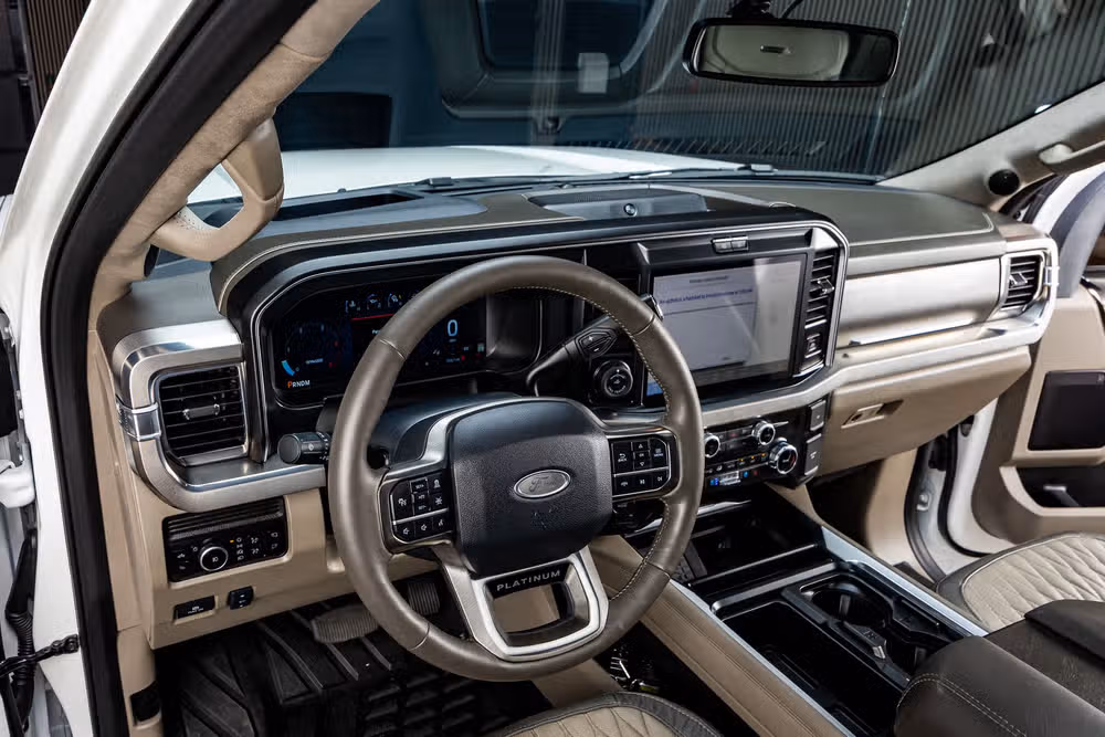 2026 Ford F-350 Super Duty Platinum Plus Crew Cab Image 17