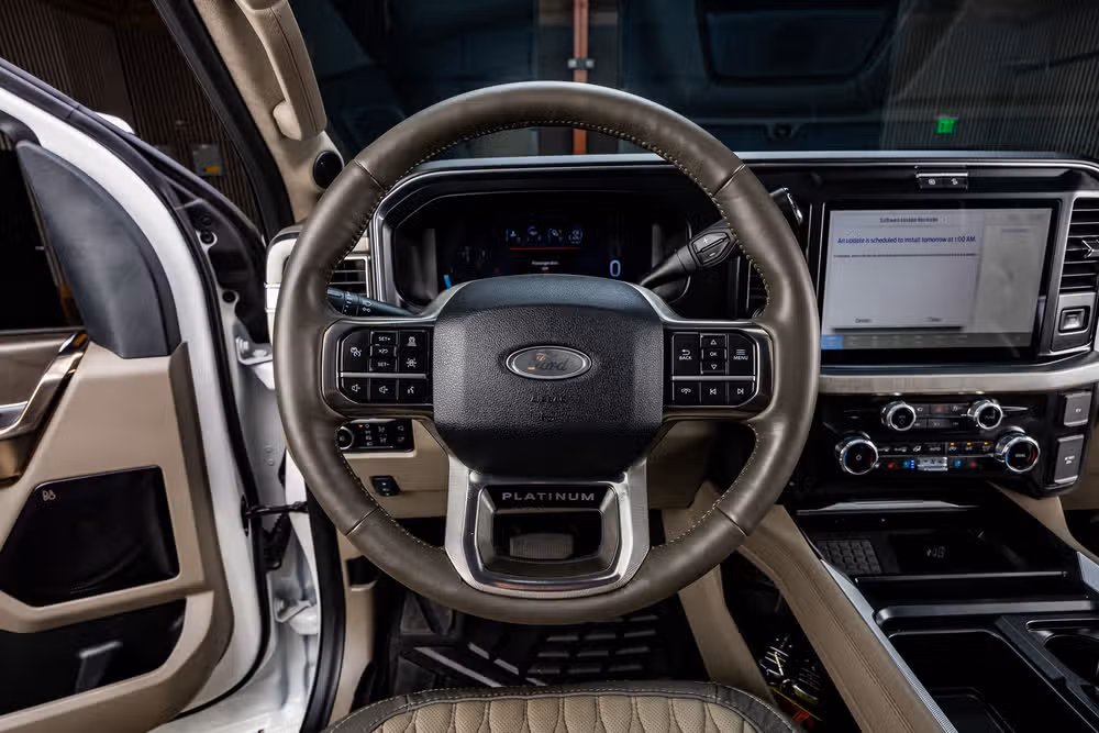 2026 Ford F-350 Super Duty Platinum Plus Crew Cab Image 19