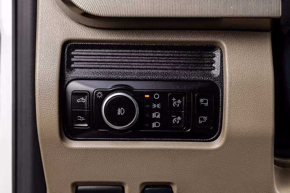 2026 Ford F-350 Super Duty Platinum Plus Crew Cab Image 22