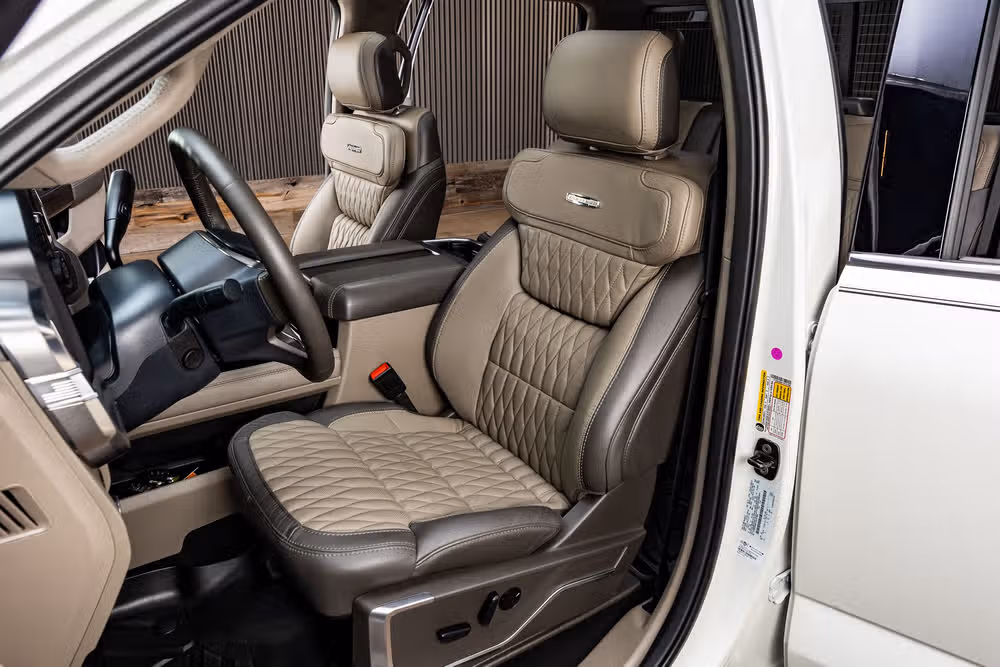2026 Ford F-350 Super Duty Platinum Plus Crew Cab Image 30