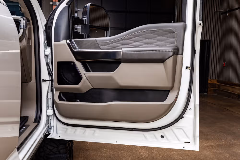 2026 Ford F-350 Super Duty Platinum Plus Crew Cab Image 38