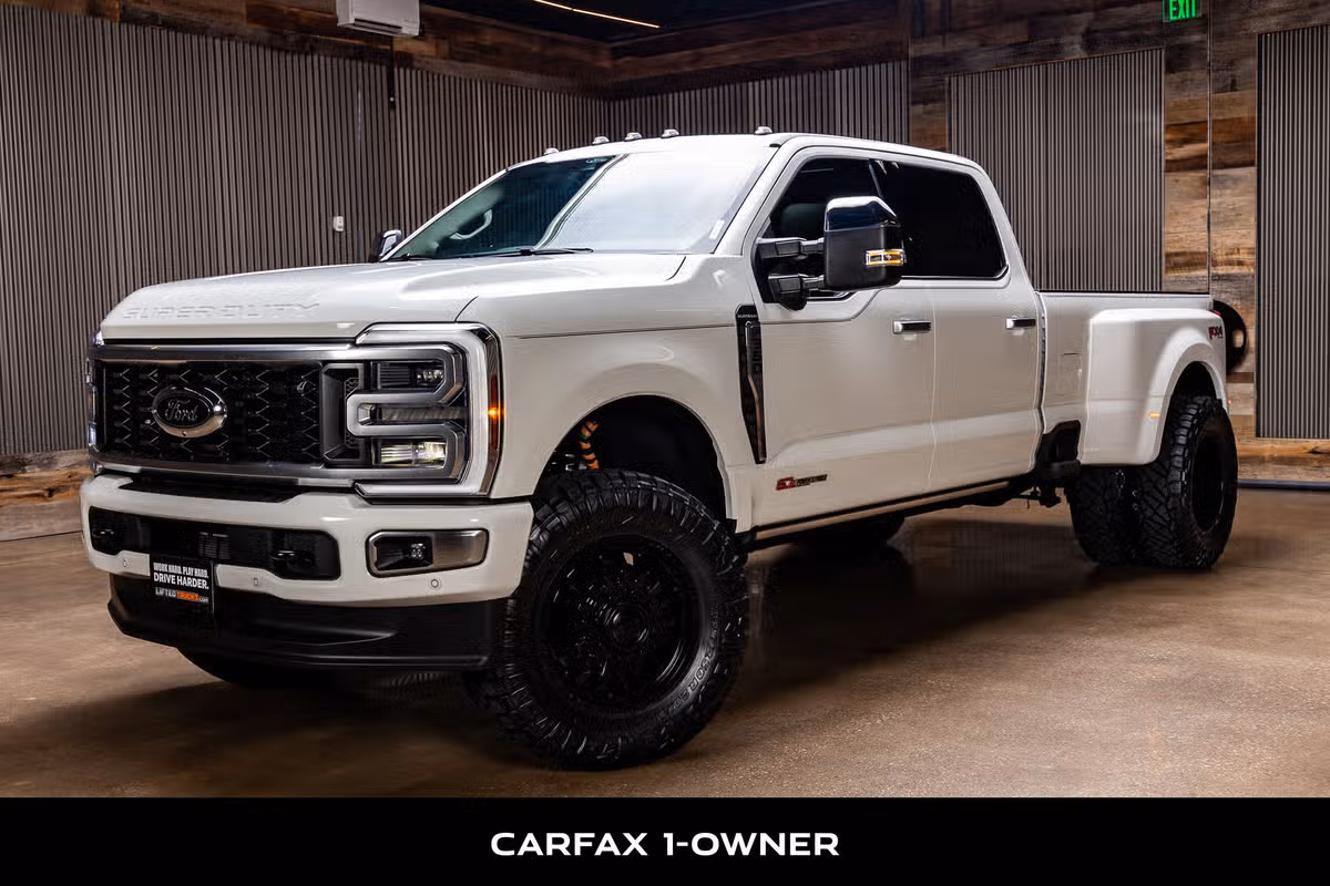 2026 Ford F-350 Super Duty Platinum Plus Crew Cab