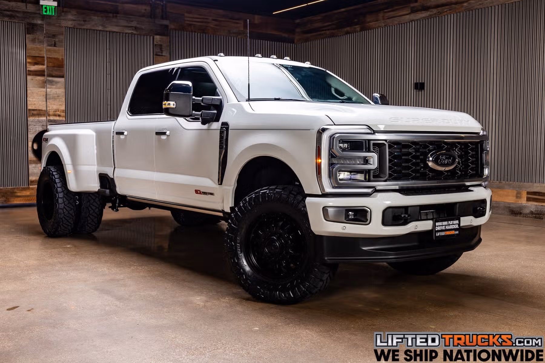 2026 Ford F-350 Super Duty Platinum Plus Crew Cab Image 1