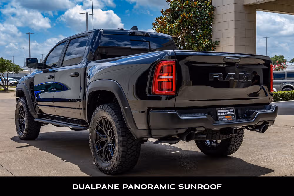2025 Ram 1500 RHO Crew Cab Image 7