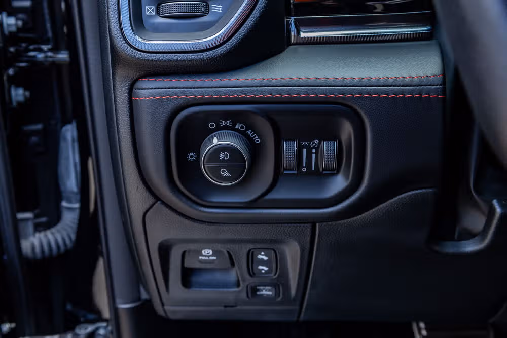 2025 Ram 1500 RHO Crew Cab Image 22