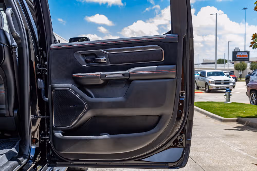 2025 Ram 1500 RHO Crew Cab Image 41