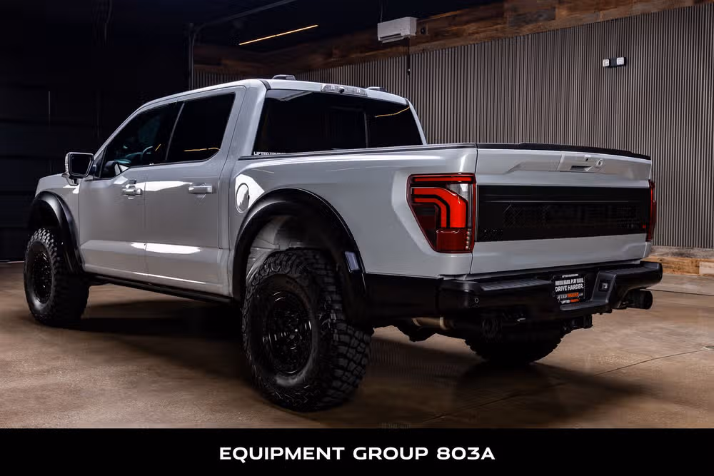 2025 Ford F-150 Raptor SuperCrew Image 6