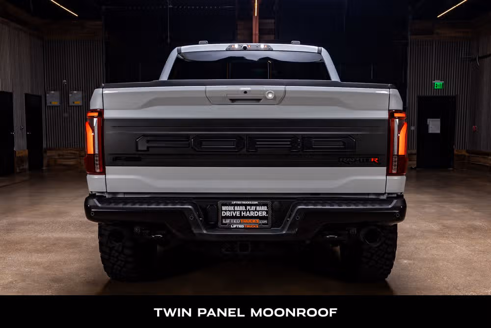 2025 Ford F-150 Raptor SuperCrew Image 7