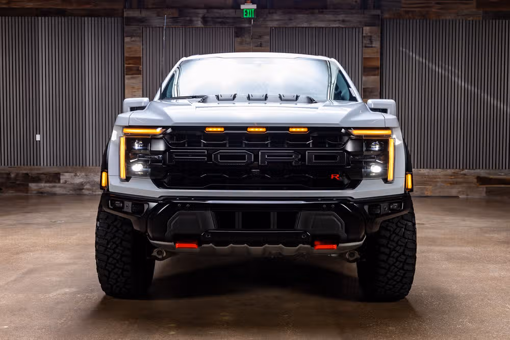 2025 Ford F-150 Raptor SuperCrew Image 2