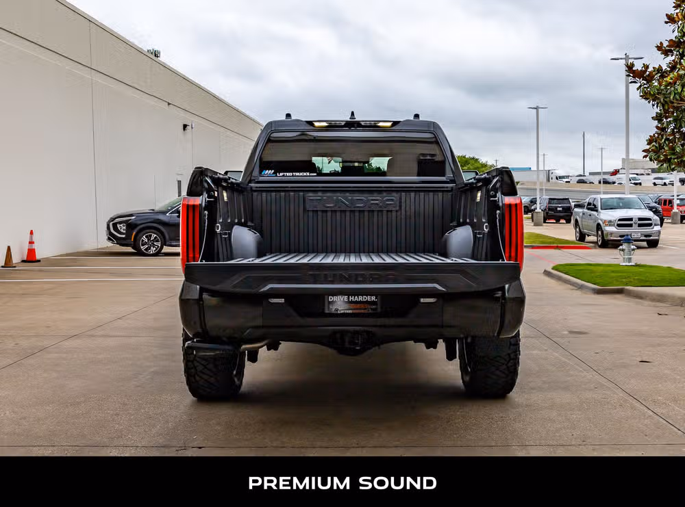 2026 Toyota Tundra SR5 CrewMax Image 9