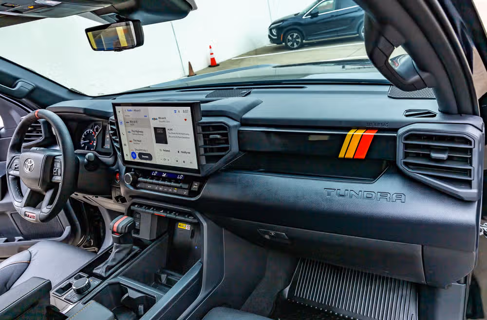 2026 Toyota Tundra SR5 CrewMax Image 18