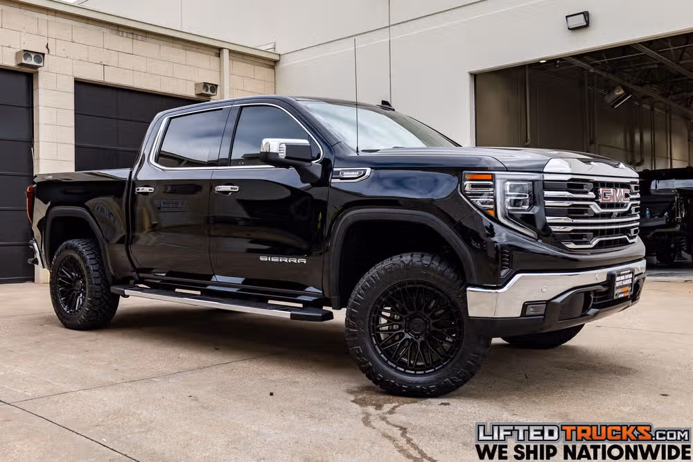 2024 GMC Sierra 1500 SLT Crew Cab Image 1