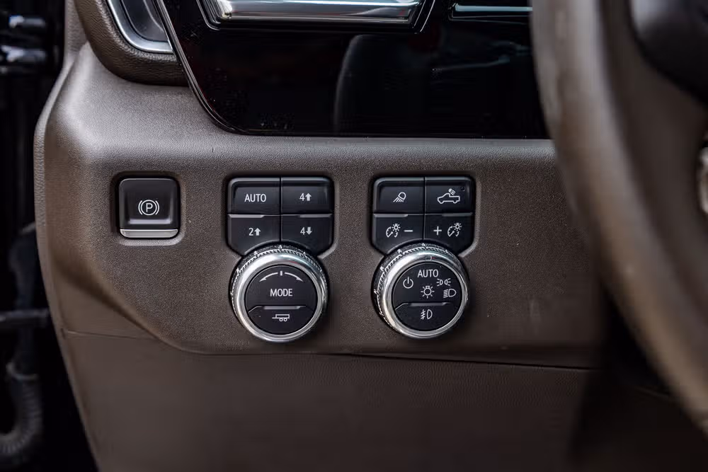 2024 GMC Sierra 1500 SLT Crew Cab Image 22
