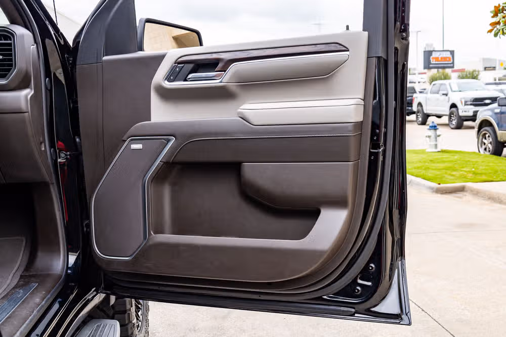 2024 GMC Sierra 1500 SLT Crew Cab Image 37