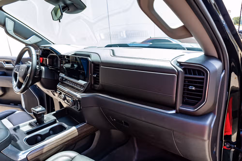 2026 Chevrolet Silverado 1500 LT Trail Boss Crew Cab Image 17