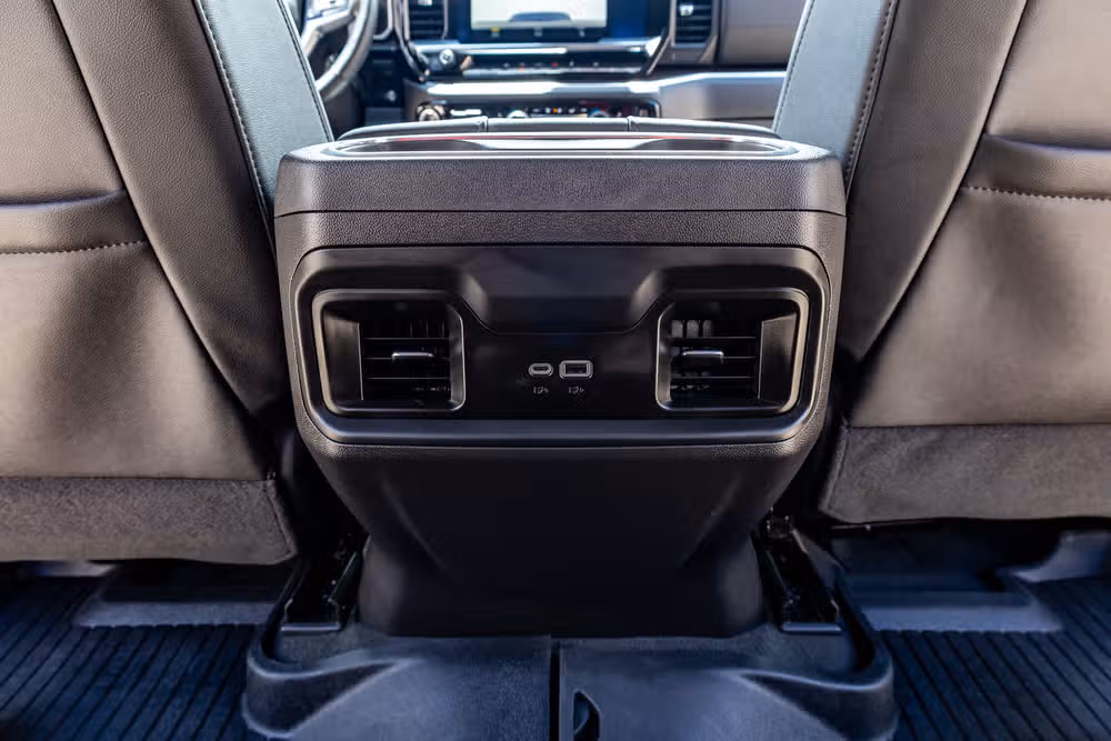 2026 Chevrolet Silverado 1500 LT Trail Boss Crew Cab Image 32