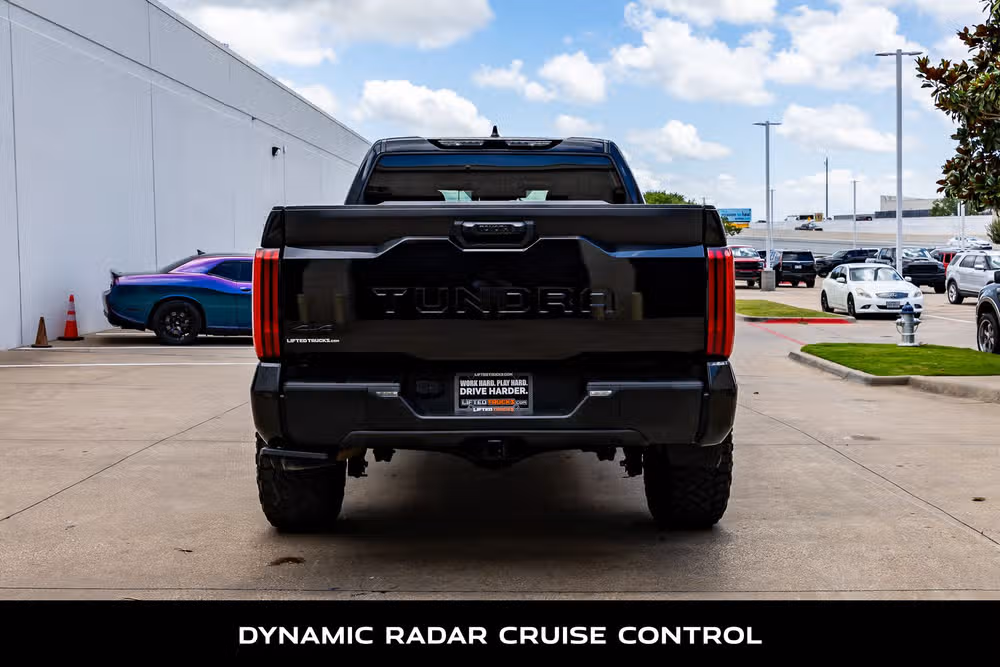 2024 Toyota Tundra SR5 CrewMax Image 7