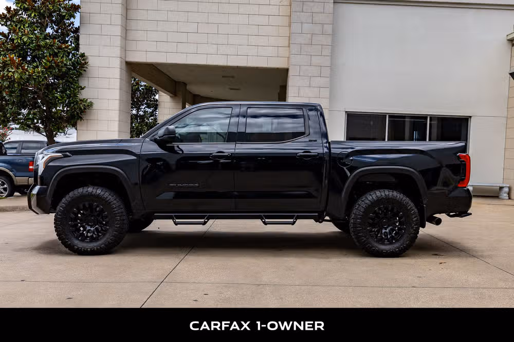 2024 Toyota Tundra SR5 CrewMax Image 5