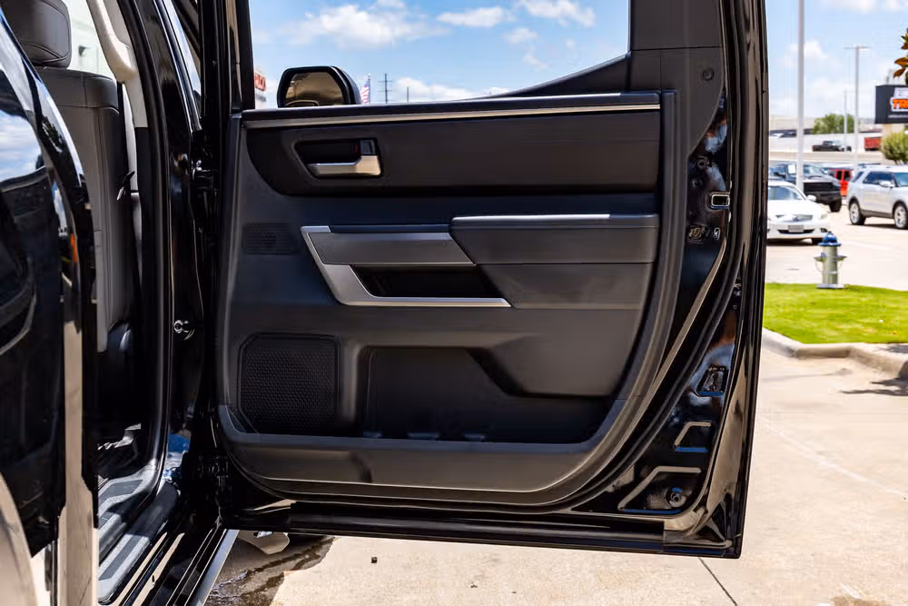 2024 Toyota Tundra SR5 CrewMax Image 38
