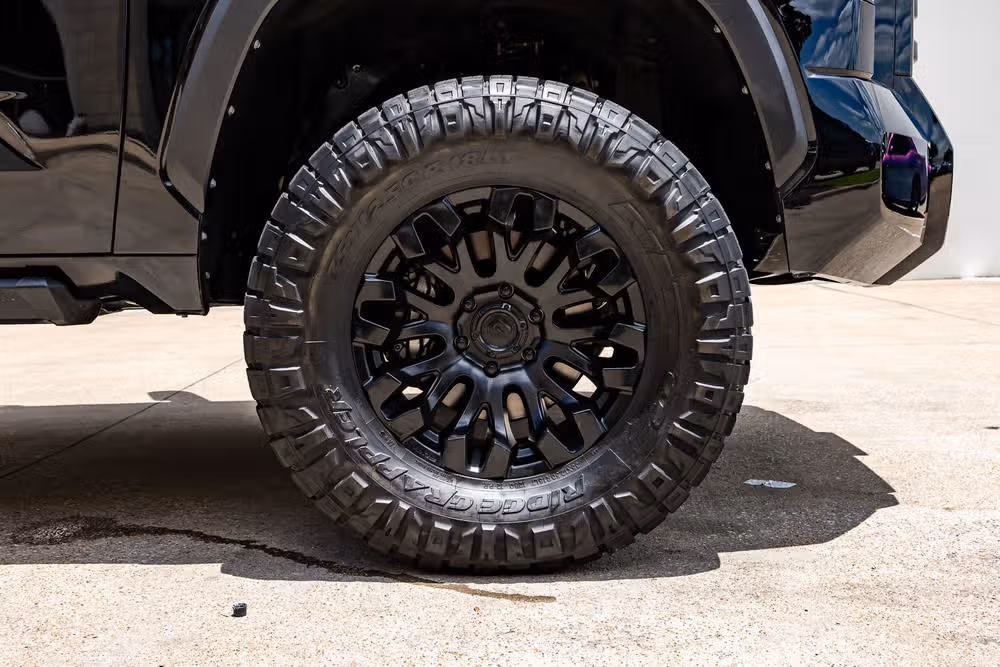 2024 Toyota Tundra SR5 CrewMax Image 11