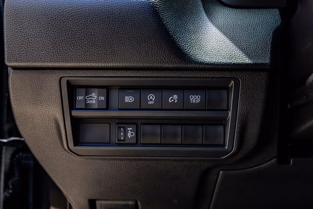 2024 Toyota Tundra SR5 CrewMax Image 21