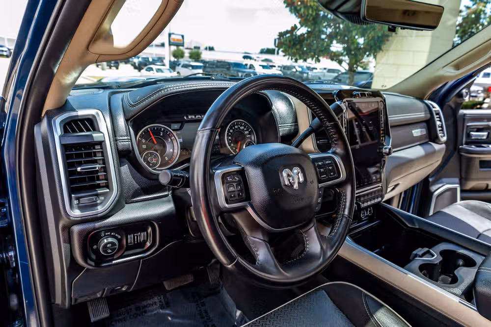 2022 Ram 2500 Laramie Crew Cab Image 17