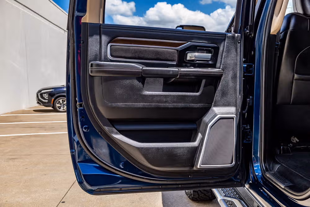 2022 Ram 2500 Laramie Crew Cab Image 40