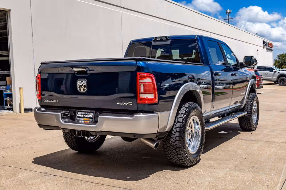 2022 Ram 2500 Laramie Crew Cab Image 10