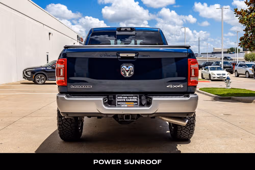 2022 Ram 2500 Laramie Crew Cab Image 8