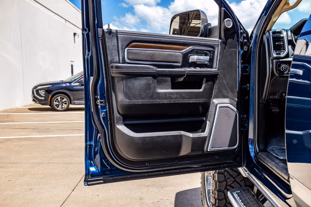 2022 Ram 2500 Laramie Crew Cab Image 38