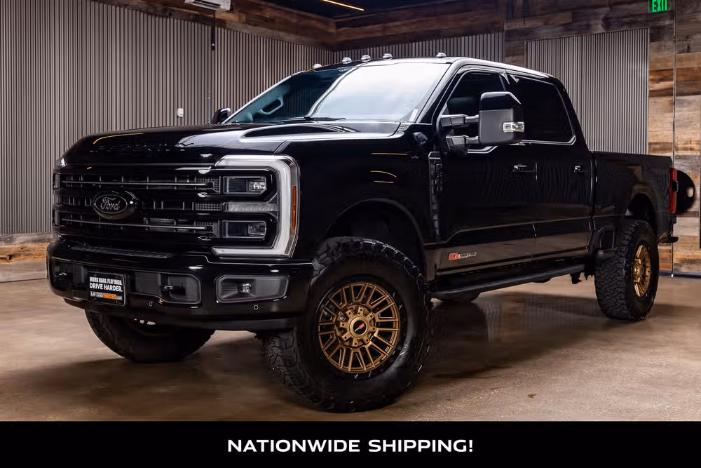 2025 Ford F-350 Super Duty Platinum Crew Cab Image 4