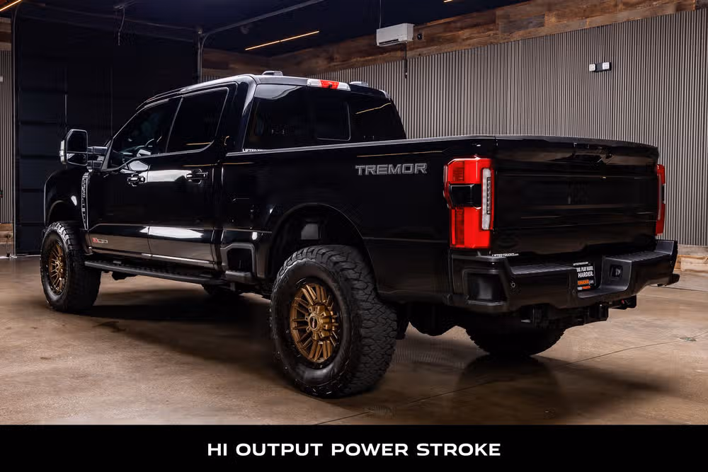 2025 Ford F-350 Super Duty Platinum Crew Cab Image 6