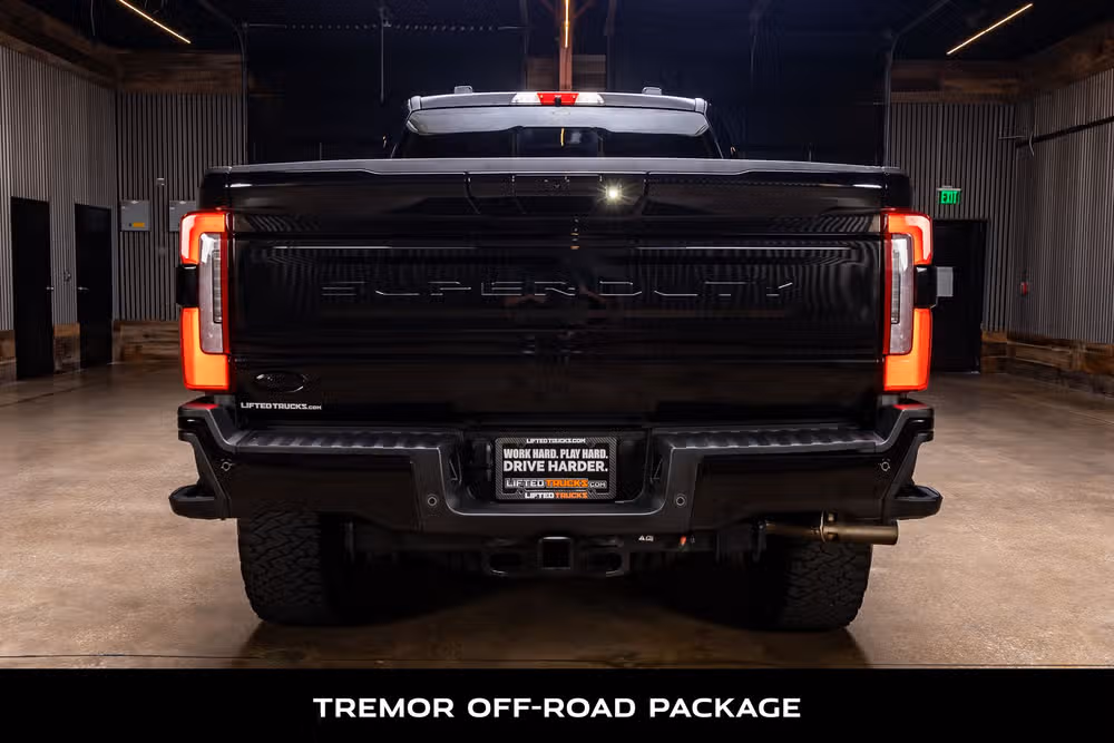 2025 Ford F-350 Super Duty Platinum Crew Cab Image 7