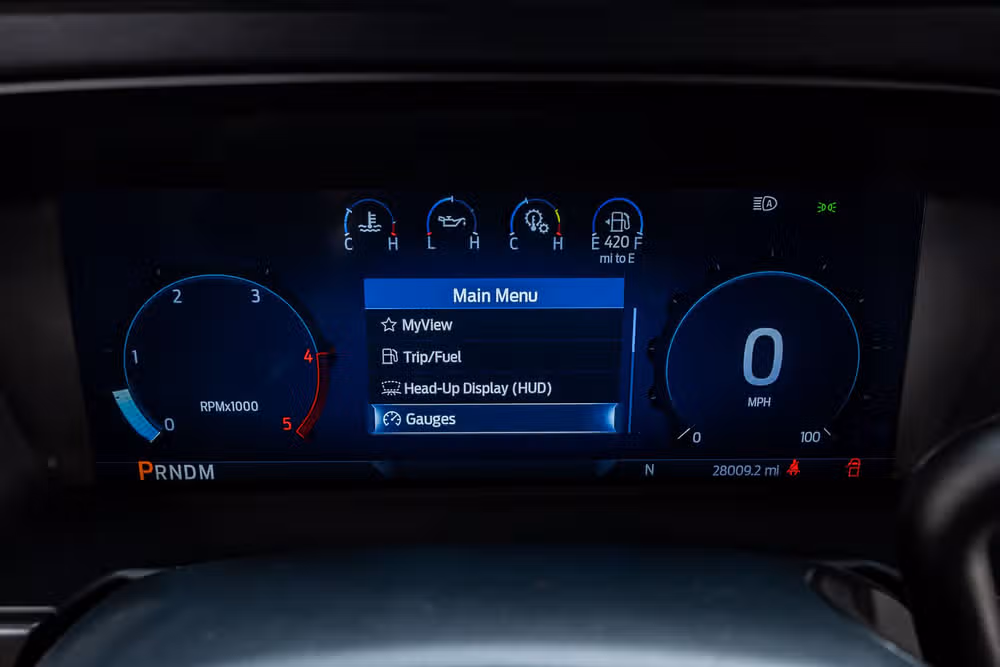 2025 Ford F-350 Super Duty Platinum Crew Cab Image 19