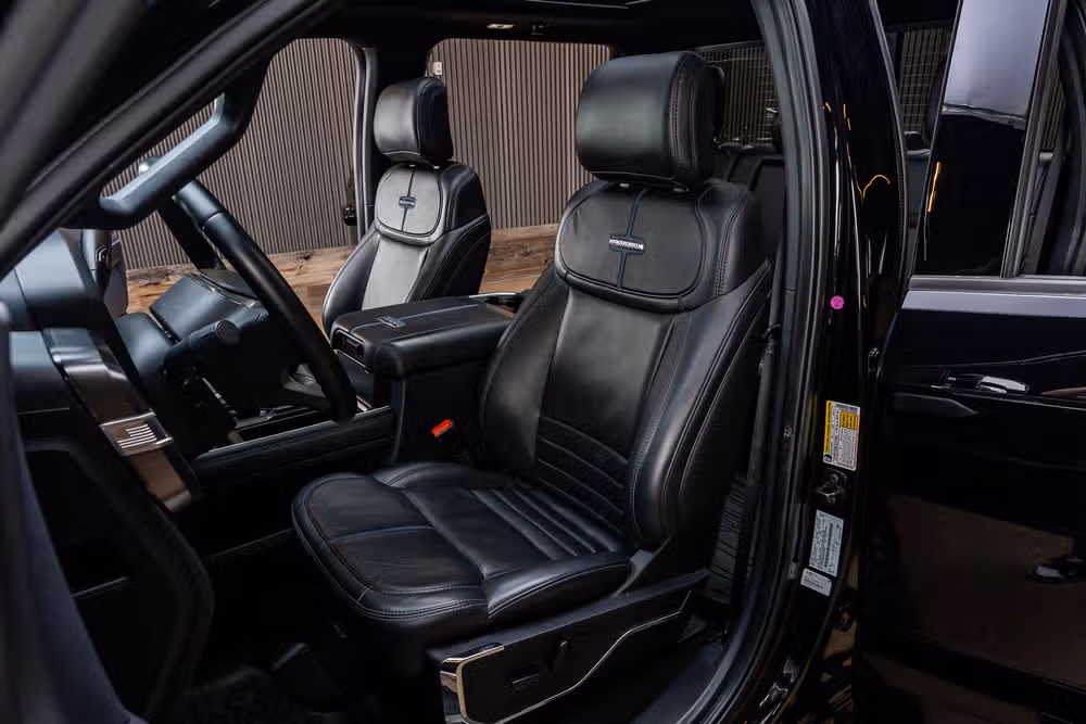 2025 Ford F-350 Super Duty Platinum Crew Cab Image 30