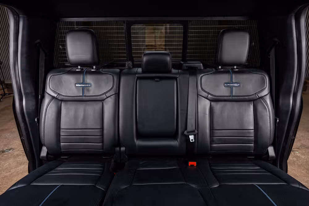 2025 Ford F-350 Super Duty Platinum Crew Cab Image 36
