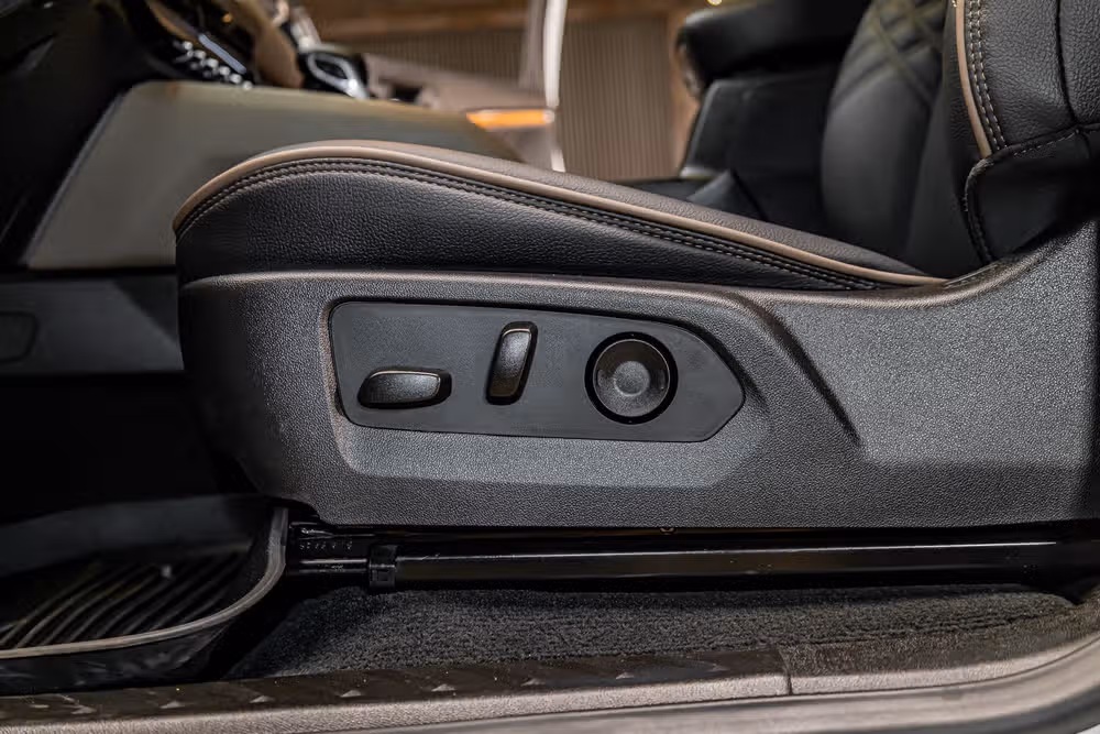 2025 GMC Canyon Denali Crew Cab Image 22
