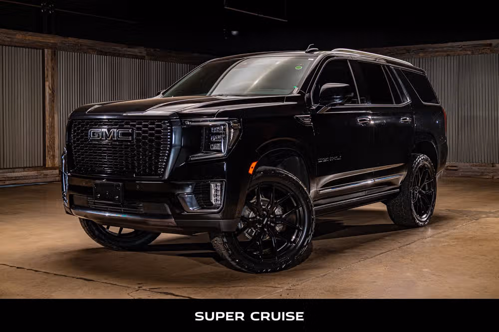 2023 GMC Yukon Denali Ultimate Image 5