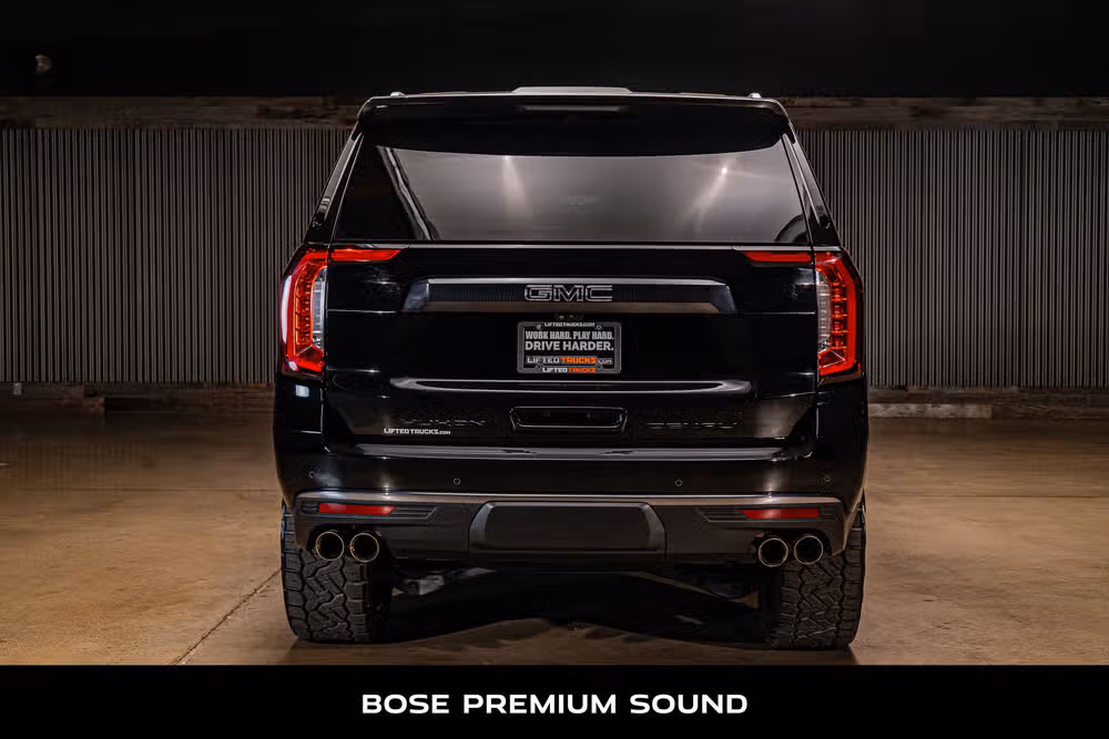 2023 GMC Yukon Denali Ultimate Image 8