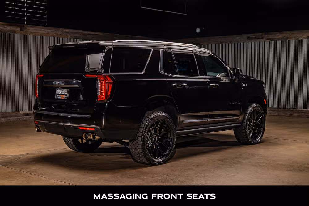2023 GMC Yukon Denali Ultimate Image 10