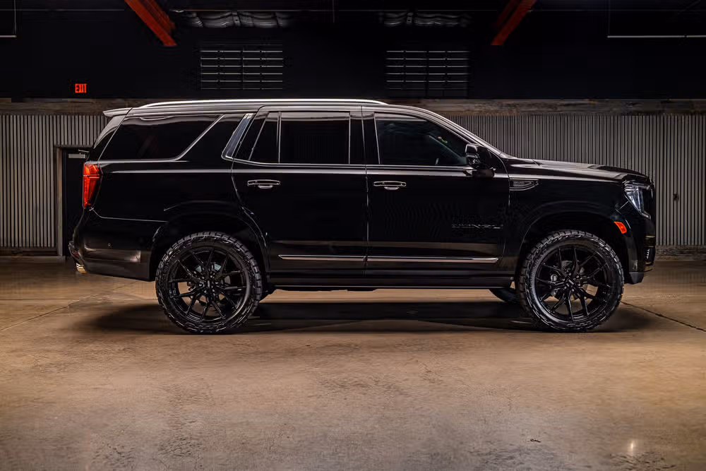 2023 GMC Yukon Denali Ultimate Image 11